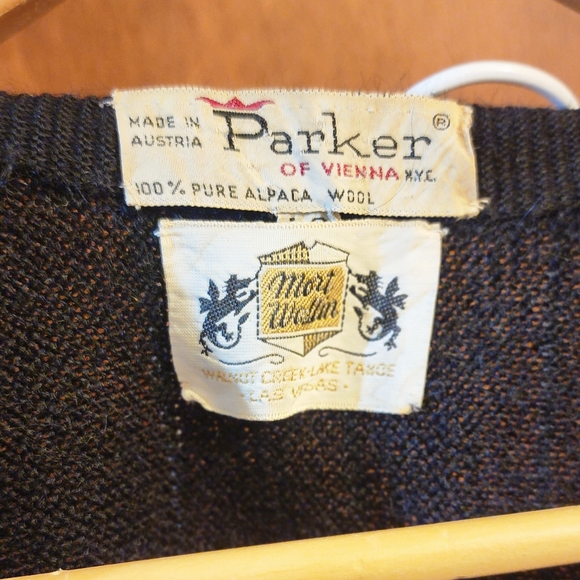 Vintage 1950-70's Parker Of Vienna N.Y.C Sweater 100% alpaca wool - Picture 1 of 2